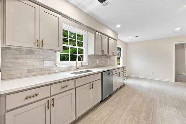 4 Springvalley Court, Columbus, GA 31904