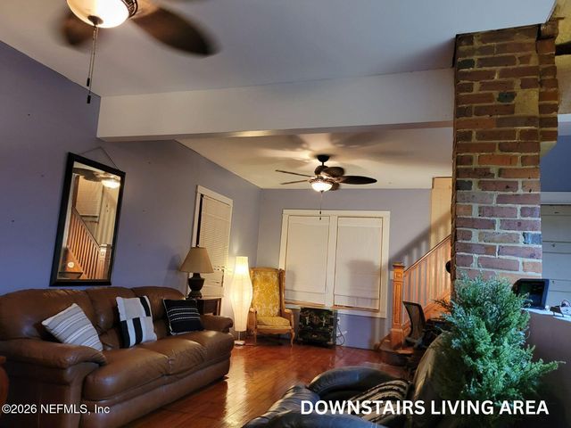 216 N SUMMIT Street, Crescent City, FL 32112