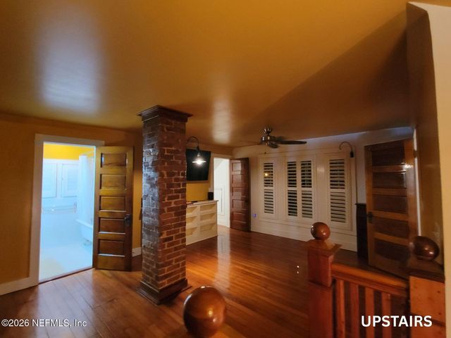 216 N SUMMIT Street, Crescent City, FL 32112