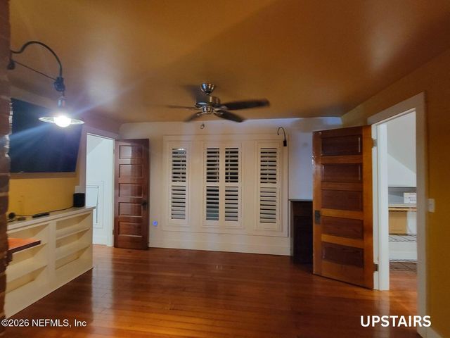 216 N SUMMIT Street, Crescent City, FL 32112