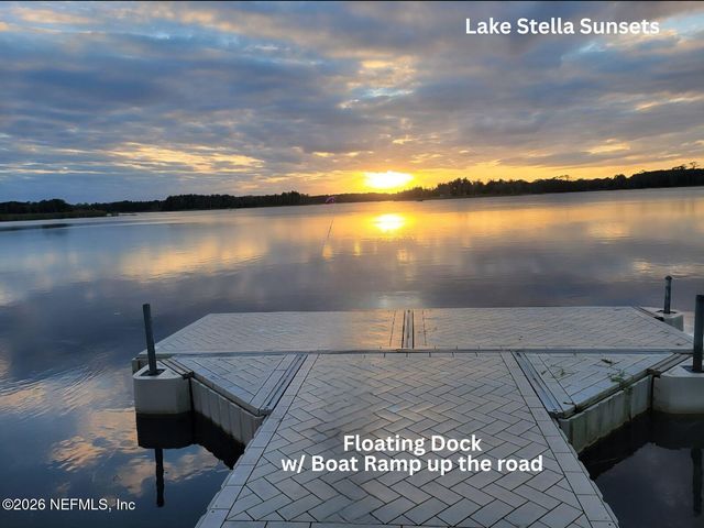 216 N SUMMIT Street, Crescent City, FL 32112