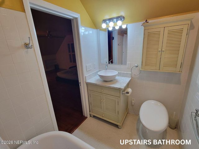 216 N SUMMIT Street, Crescent City, FL 32112