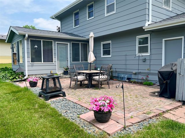 313 E 29th Street S, Newton, IA 50208