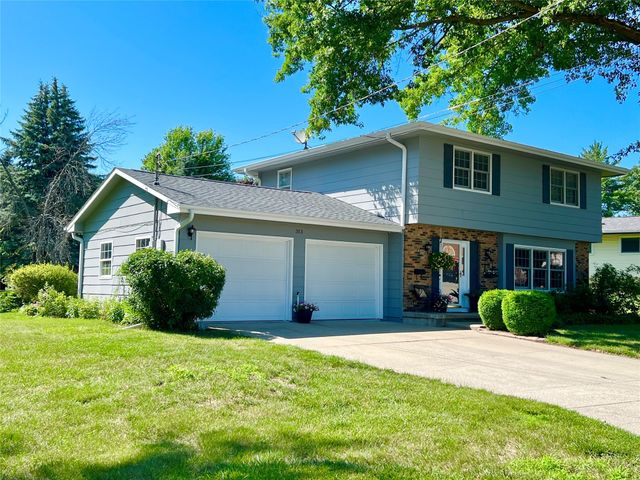 313 E 29th Street S, Newton, IA 50208