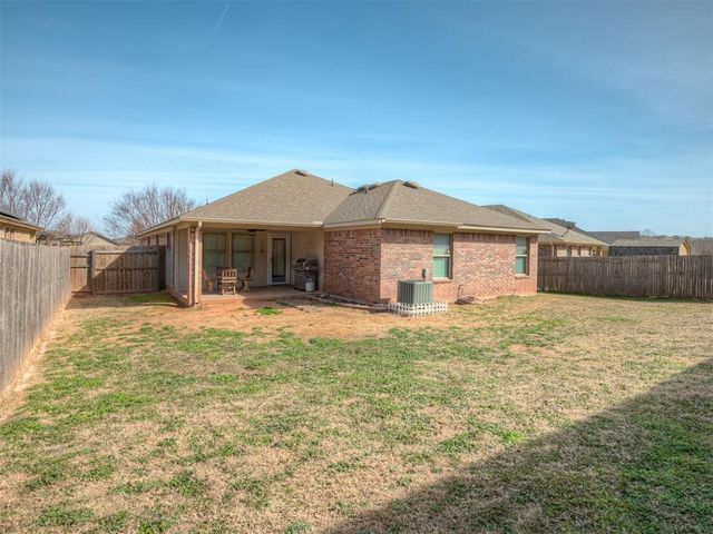 1713 Choctaw Wood Drive, Choctaw, OK 73020