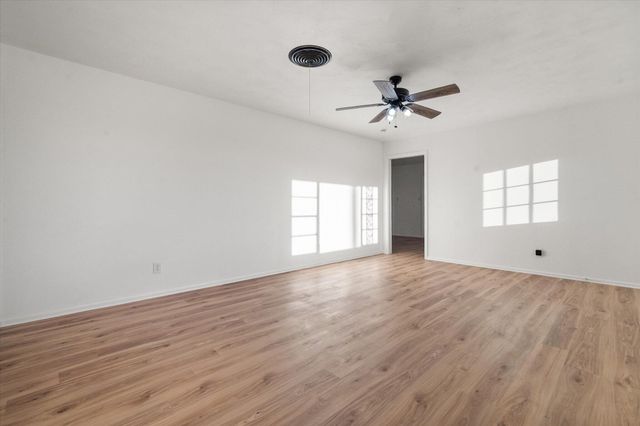 1312 Culpepper Avenue, Wilson, TX 79381