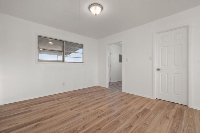 1312 Culpepper Avenue, Wilson, TX 79381