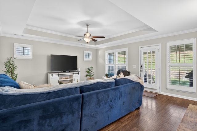 2633 Conti Dr, Columbia, TN 38401