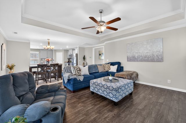 2633 Conti Dr, Columbia, TN 38401