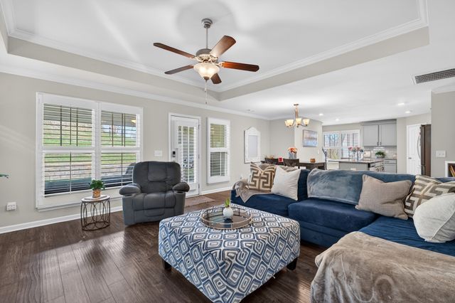2633 Conti Dr, Columbia, TN 38401