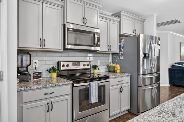 2633 Conti Dr, Columbia, TN 38401