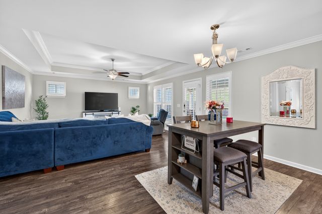 2633 Conti Dr, Columbia, TN 38401