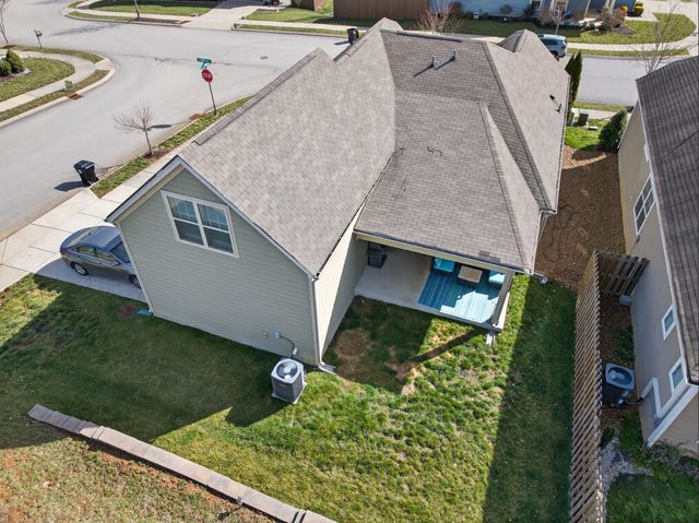 2633 Conti Dr, Columbia, TN 38401