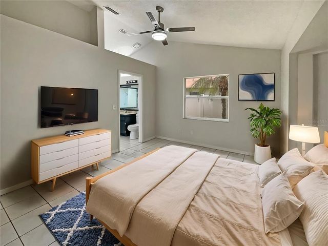 8812 BAYAUD DRIVE, Tampa, FL 33626
