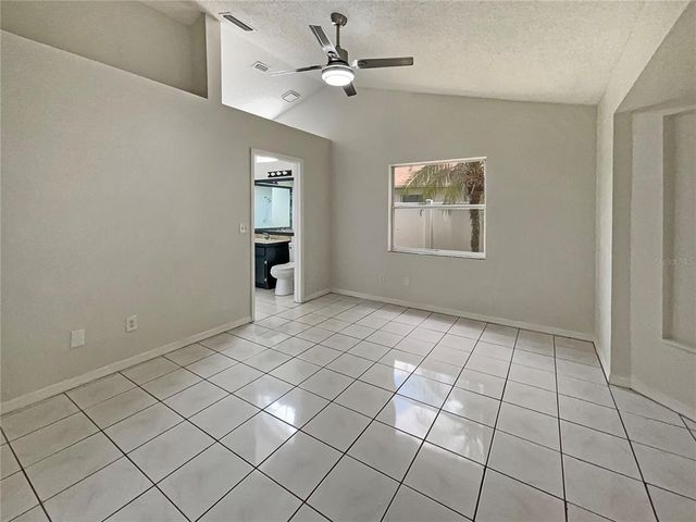 8812 BAYAUD DRIVE, Tampa, FL 33626