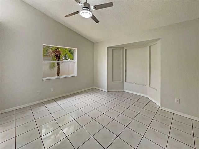 8812 BAYAUD DRIVE, Tampa, FL 33626