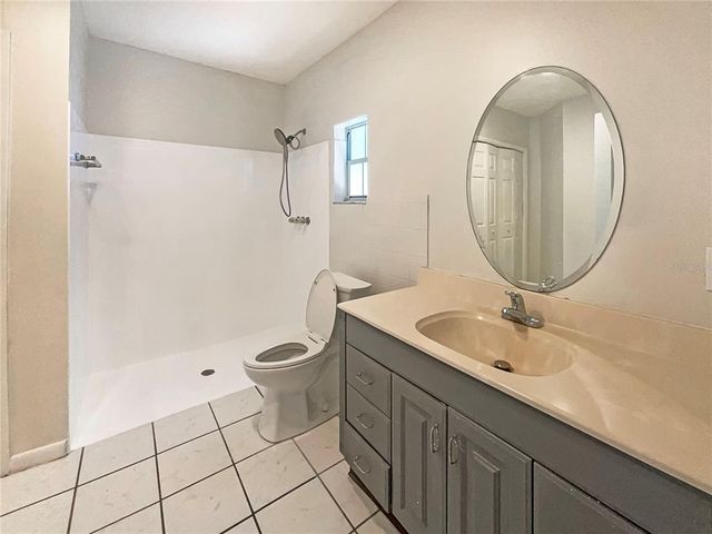 8812 BAYAUD DRIVE, Tampa, FL 33626