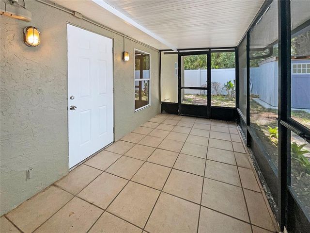 8812 BAYAUD DRIVE, Tampa, FL 33626