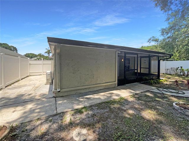 8812 BAYAUD DRIVE, Tampa, FL 33626
