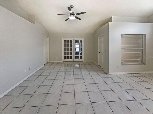 8812 BAYAUD DRIVE, Tampa, FL 33626