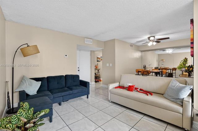 11790 SW 18th Street 214-3, Miami, FL 33175