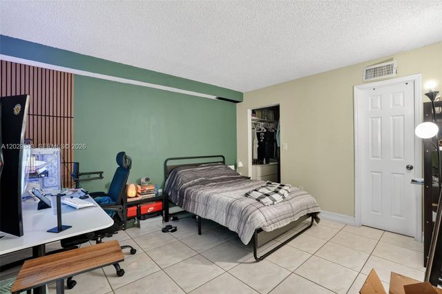 11790 SW 18th Street 214-3, Miami, FL 33175