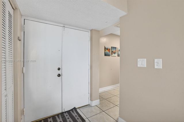 11790 SW 18th Street 214-3, Miami, FL 33175
