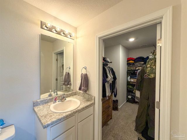 4425 Redbay Ct, Pace, FL 32571