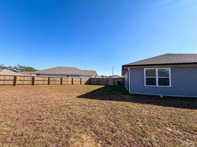 4425 Redbay Ct, Pace, FL 32571