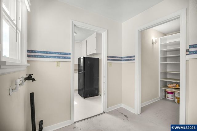 1365 Pearl St NE, Salem, OR 97301