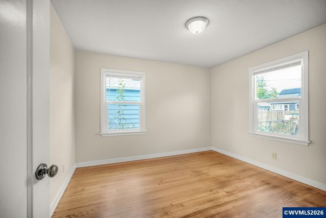 1365 Pearl St NE, Salem, OR 97301