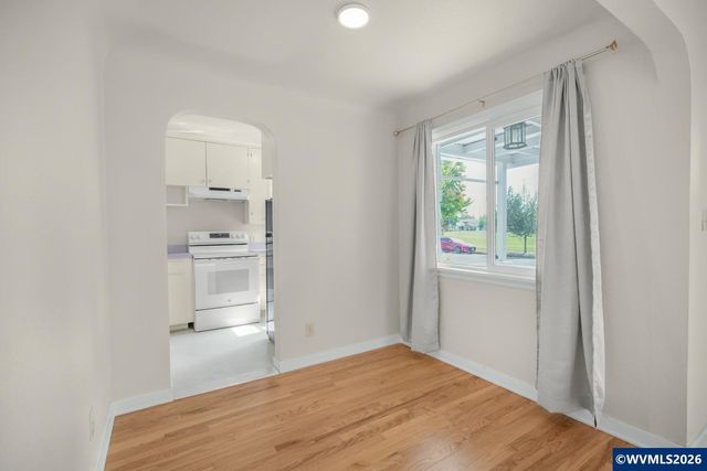 1365 Pearl St NE, Salem, OR 97301