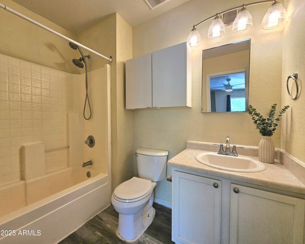 11943 W DELWOOD Drive, Arizona City, AZ 85123