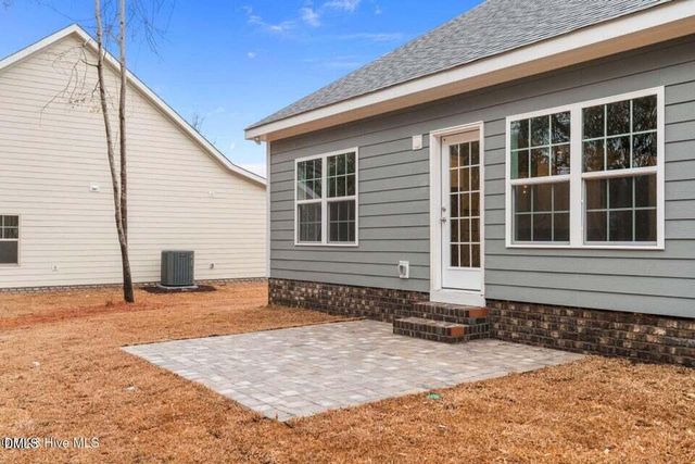 225 Telluride Court, Aberdeen, NC 28315