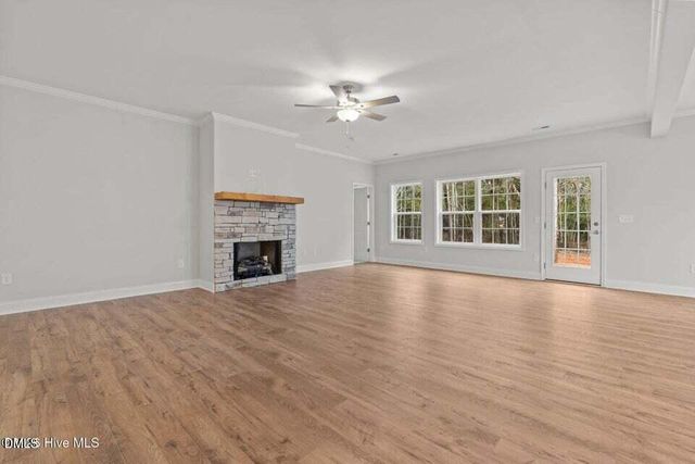 225 Telluride Court, Aberdeen, NC 28315