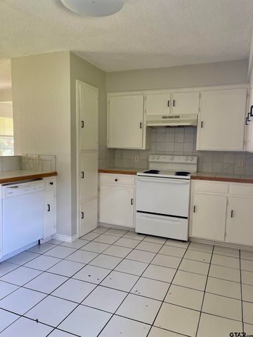 10025 Quail Run, Tyler, TX 75709