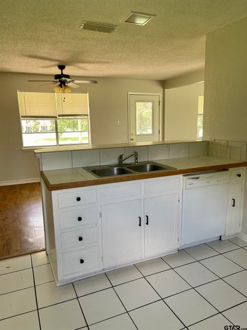 10025 Quail Run, Tyler, TX 75709