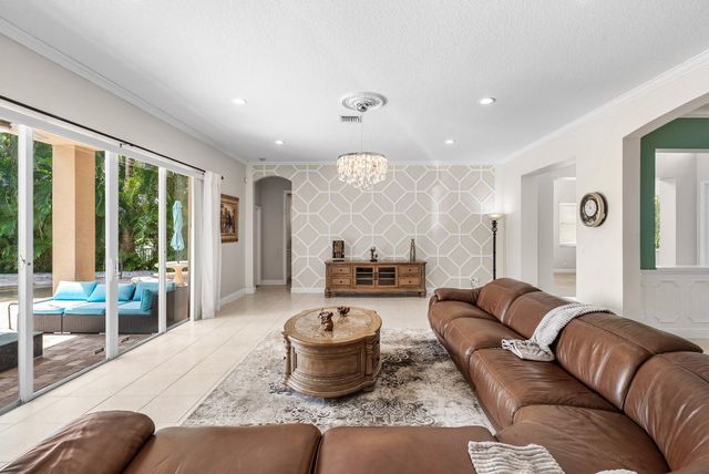 7346 Denicola Lane, Wellington, FL 33467