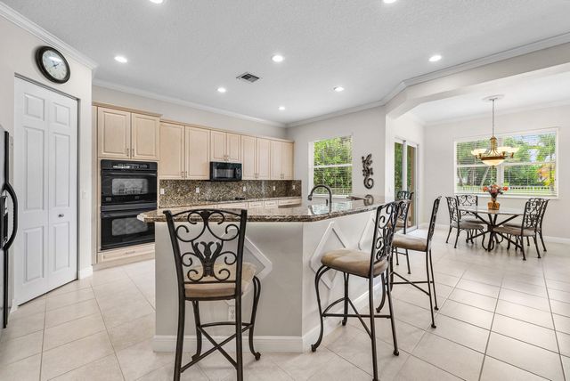 7346 Denicola Lane, Wellington, FL 33467