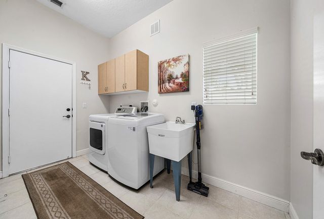 7346 Denicola Lane, Wellington, FL 33467