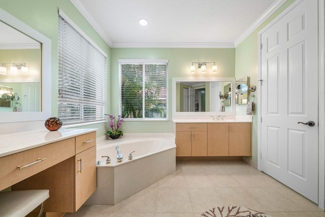 7346 Denicola Lane, Wellington, FL 33467
