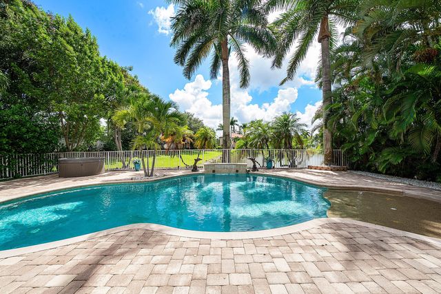 7346 Denicola Lane, Wellington, FL 33467