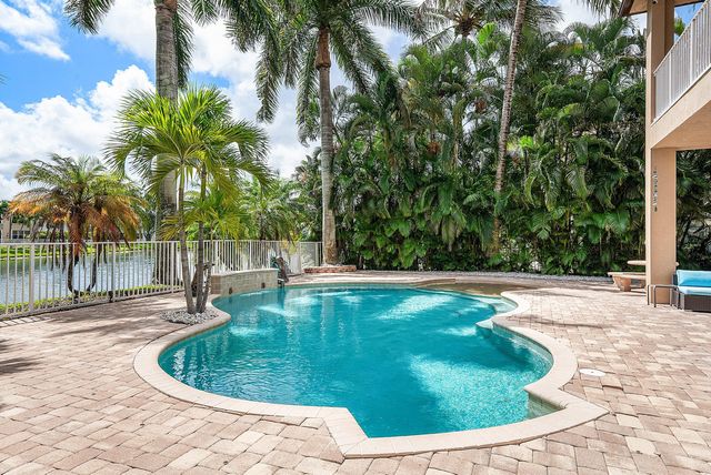 7346 Denicola Lane, Wellington, FL 33467