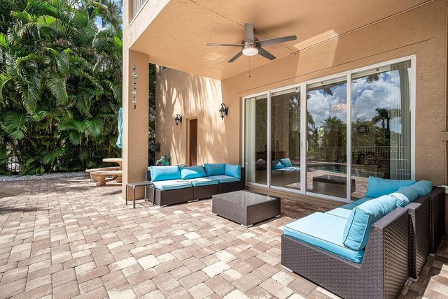 7346 Denicola Lane, Wellington, FL 33467