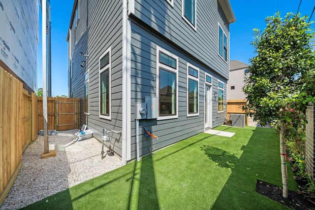 1714 Sedola Lane, Houston, TX 77055