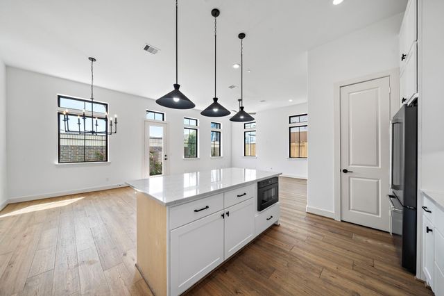 1714 Sedola Lane, Houston, TX 77055