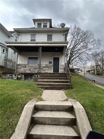 1100 Bellaire Ave, Brookline, PA 15226