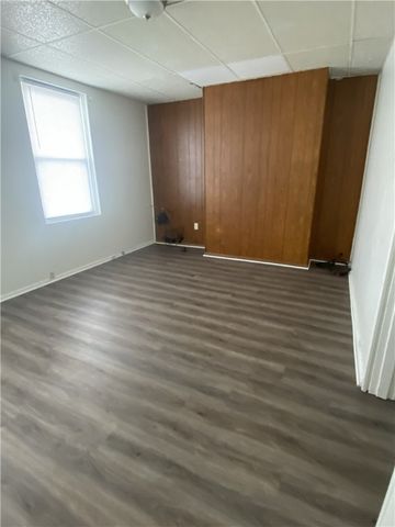 1100 Bellaire Ave, Brookline, PA 15226