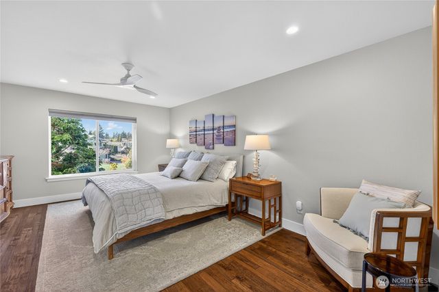 4301 Glasgow Way, Anacortes, WA 98221