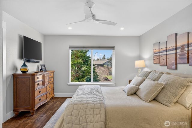 4301 Glasgow Way, Anacortes, WA 98221